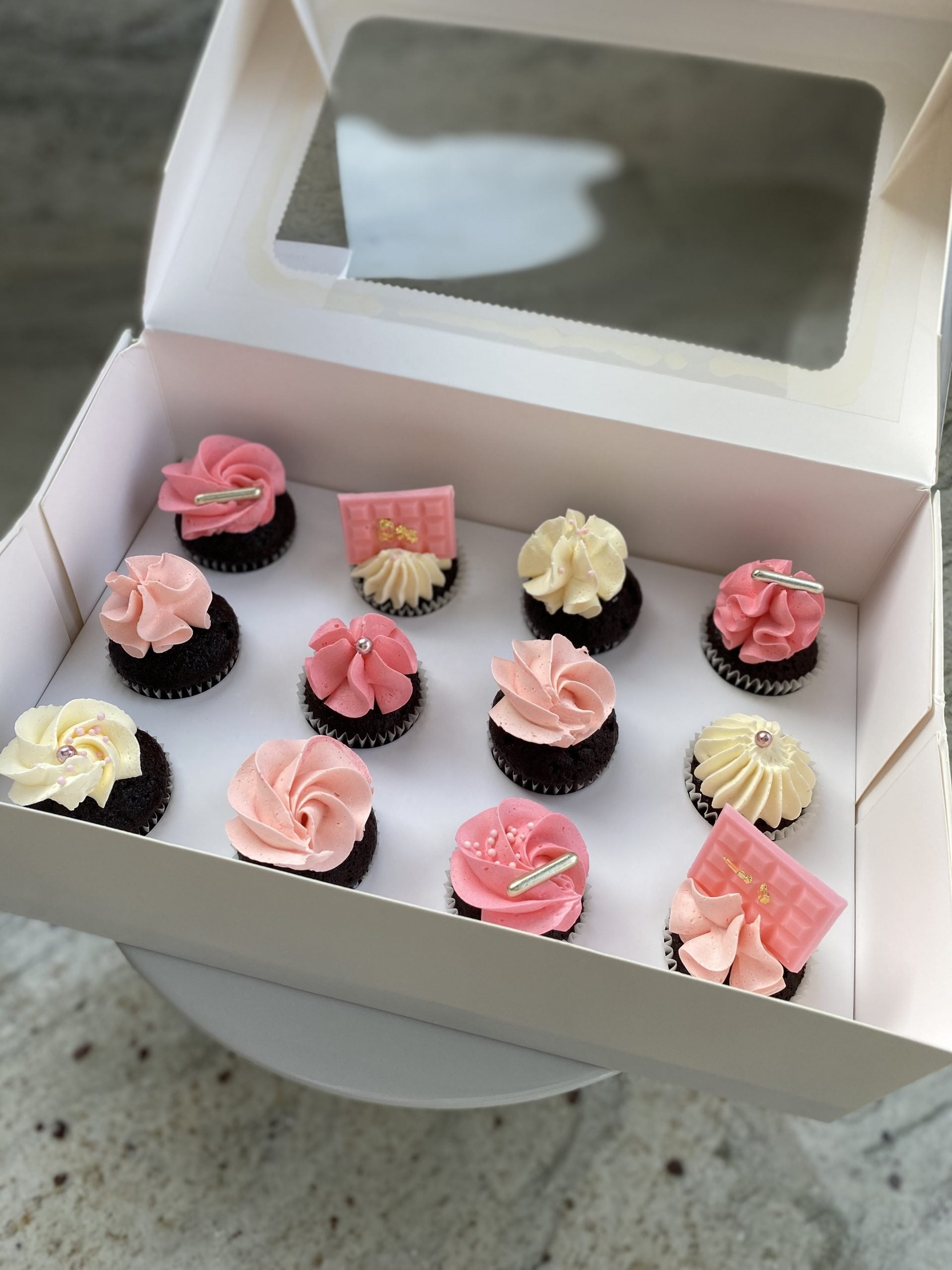 Mini Fancy Cupcakes