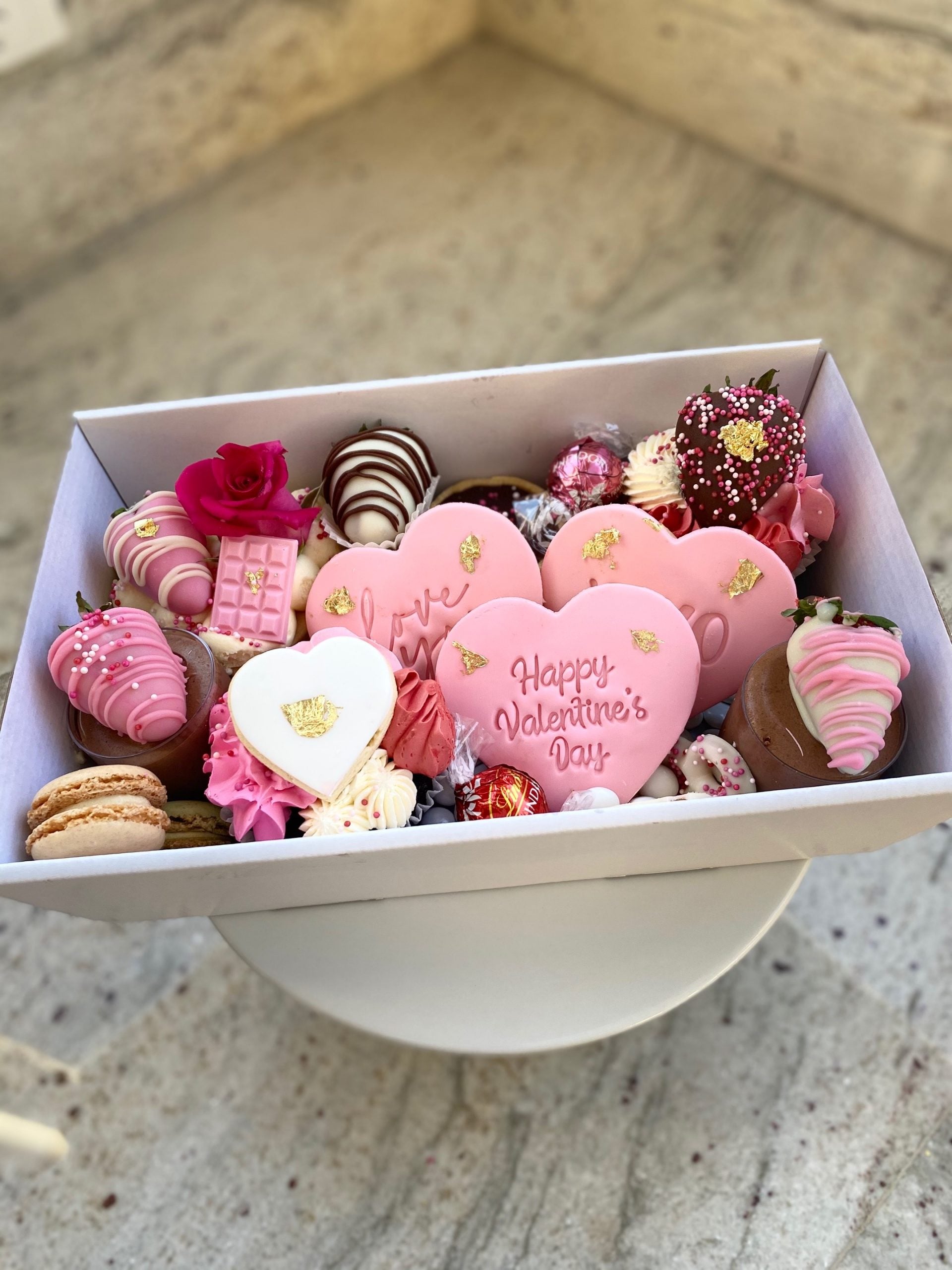 Ultimate Dessert Grazing Box- Small