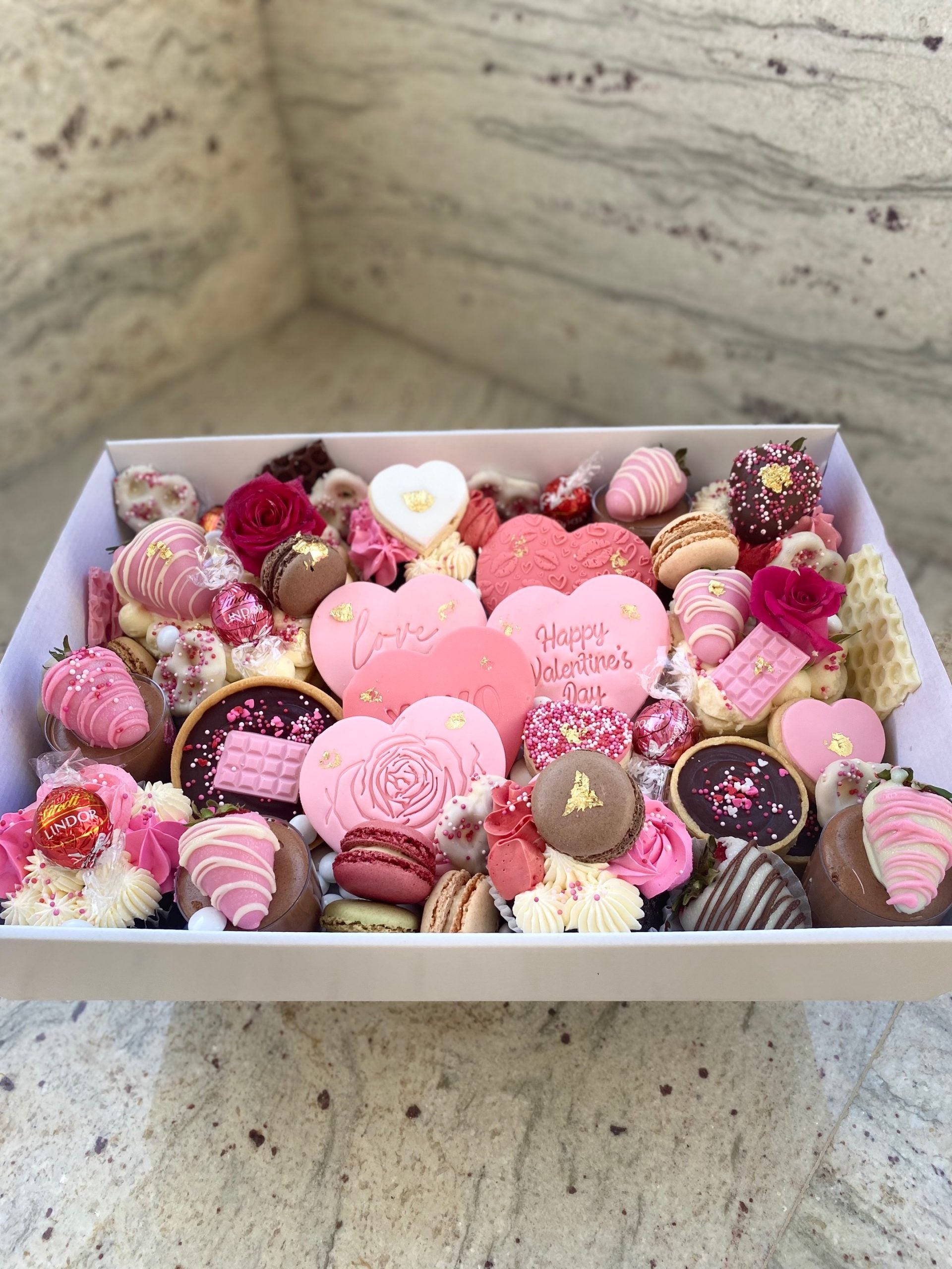 Ultimate Dessert Grazing Box - Large