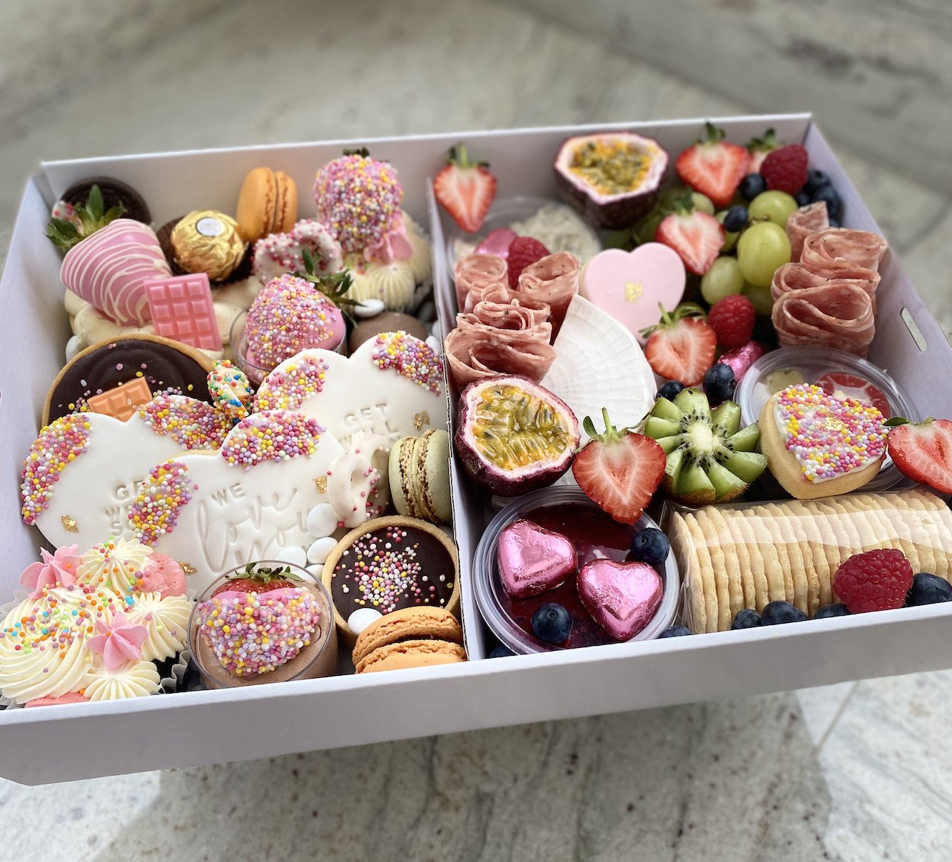 Sweet & Savoury Sensations Grazing Box