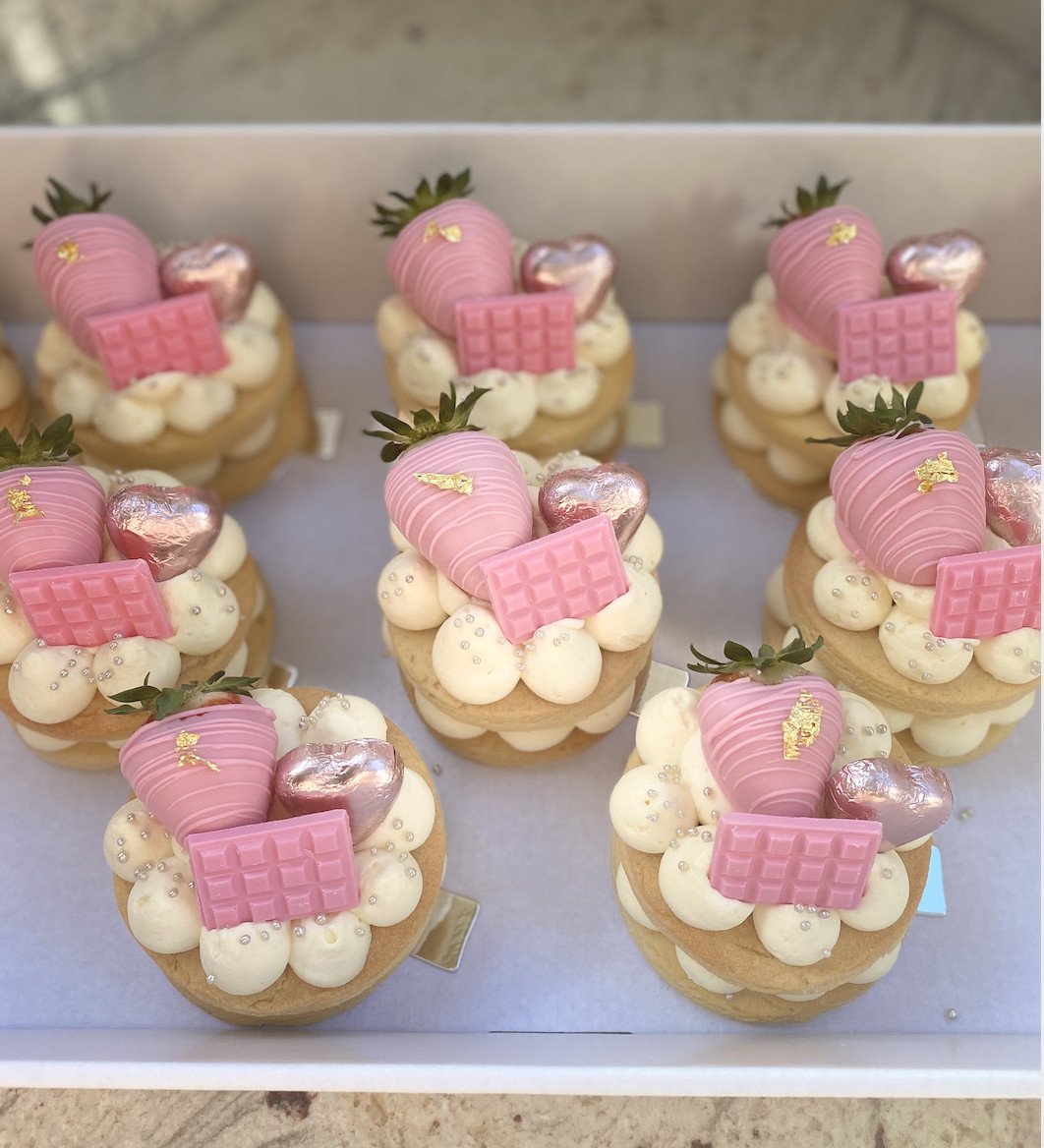 Individual Cookie Cakes