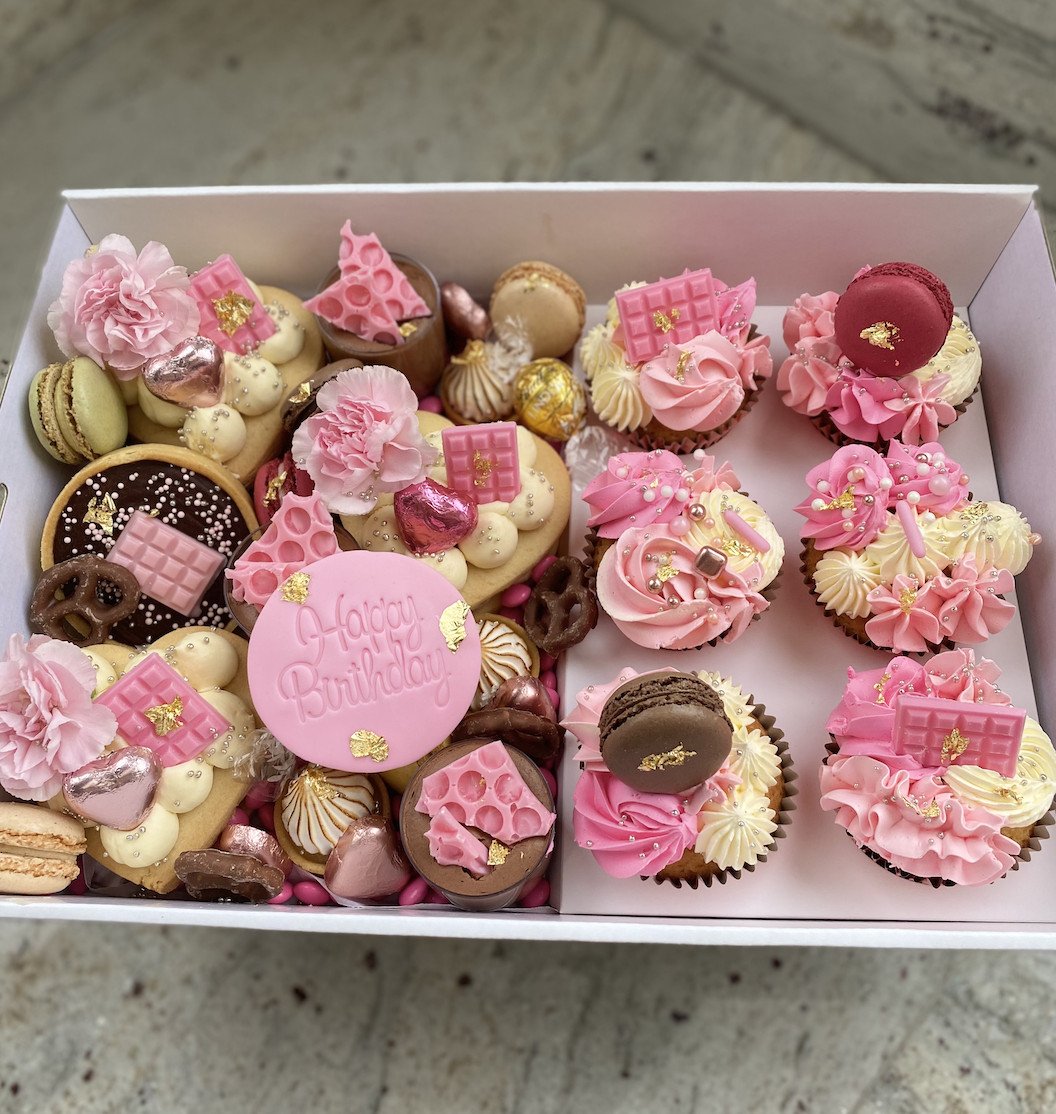 Dessert Grazing Box & 6 Pack Cupcakes