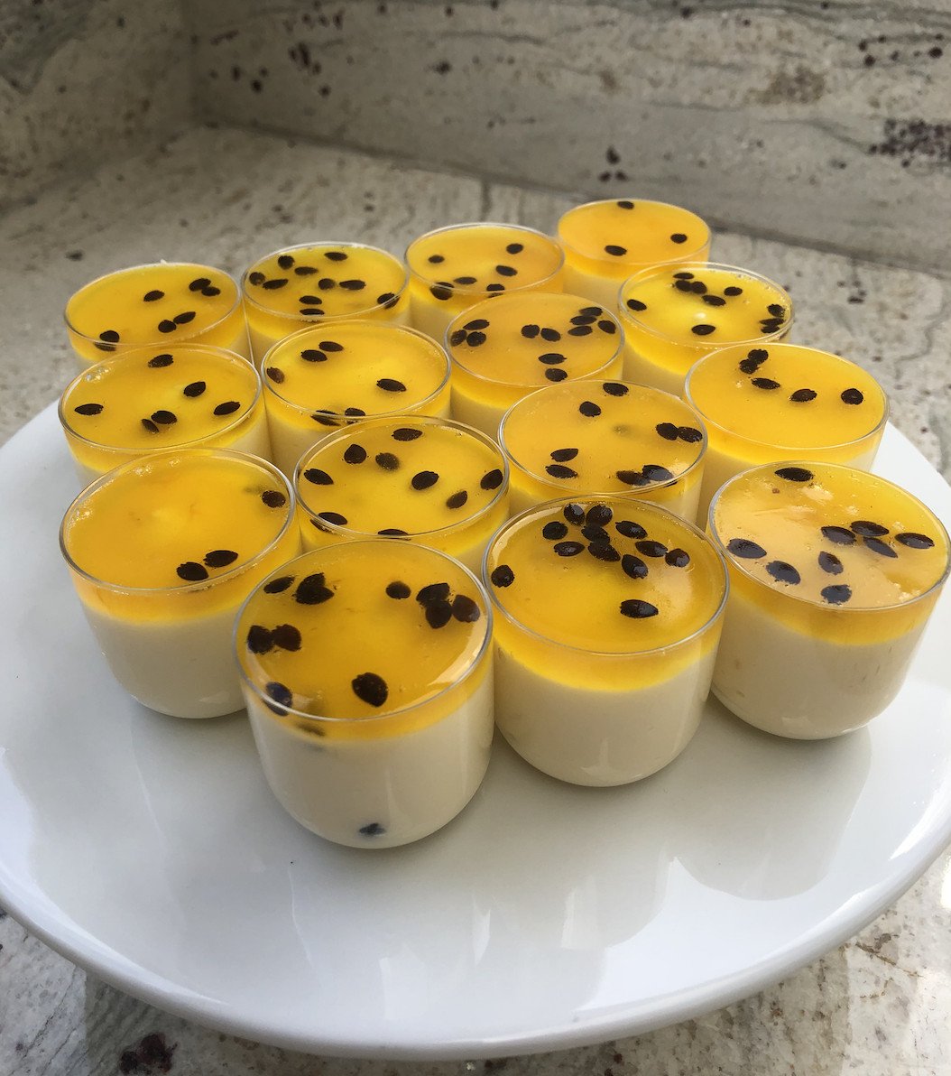 Passionfruit Cheesecake - Mini