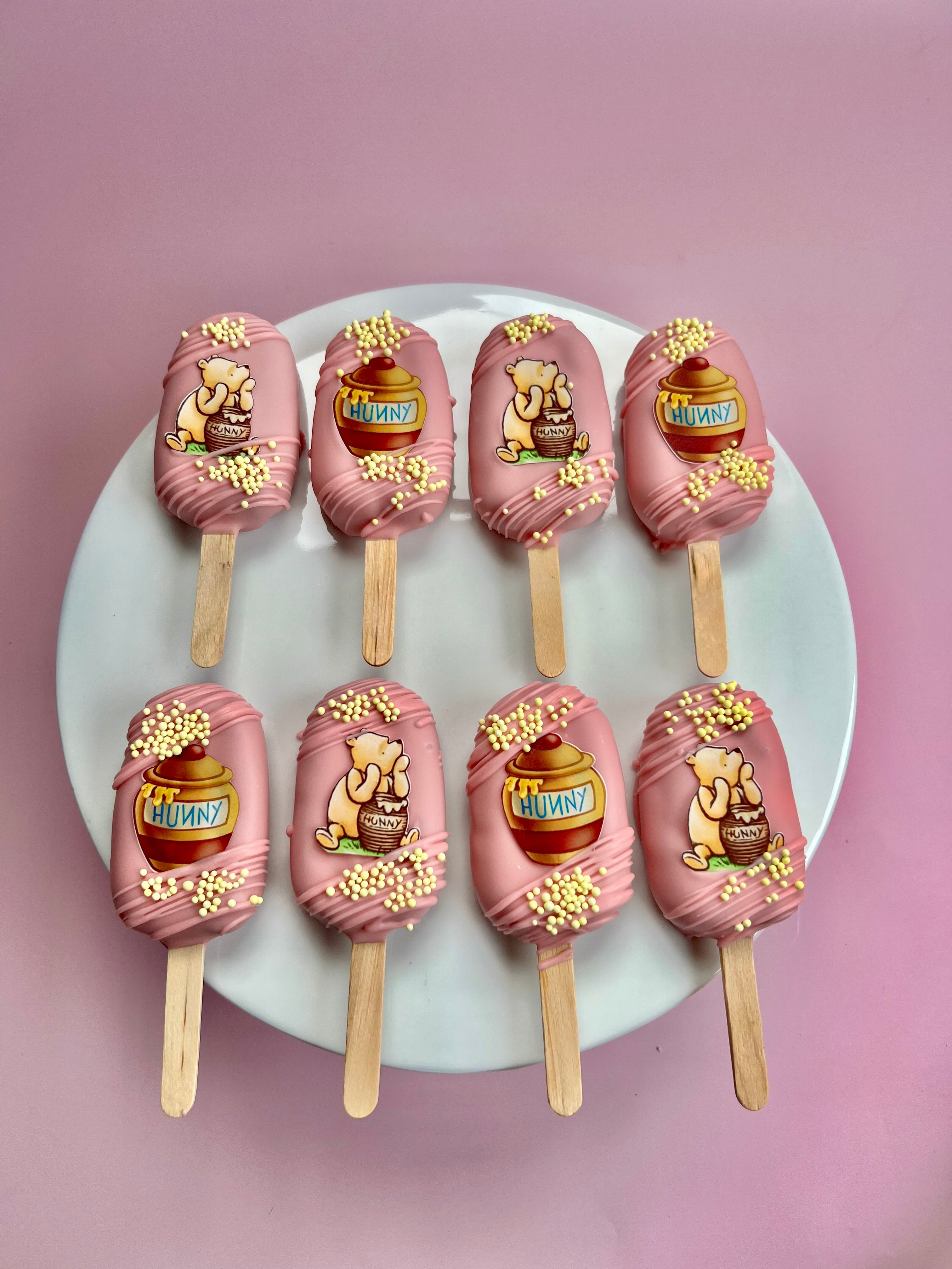 Winnie The Pooh Cakesicles
