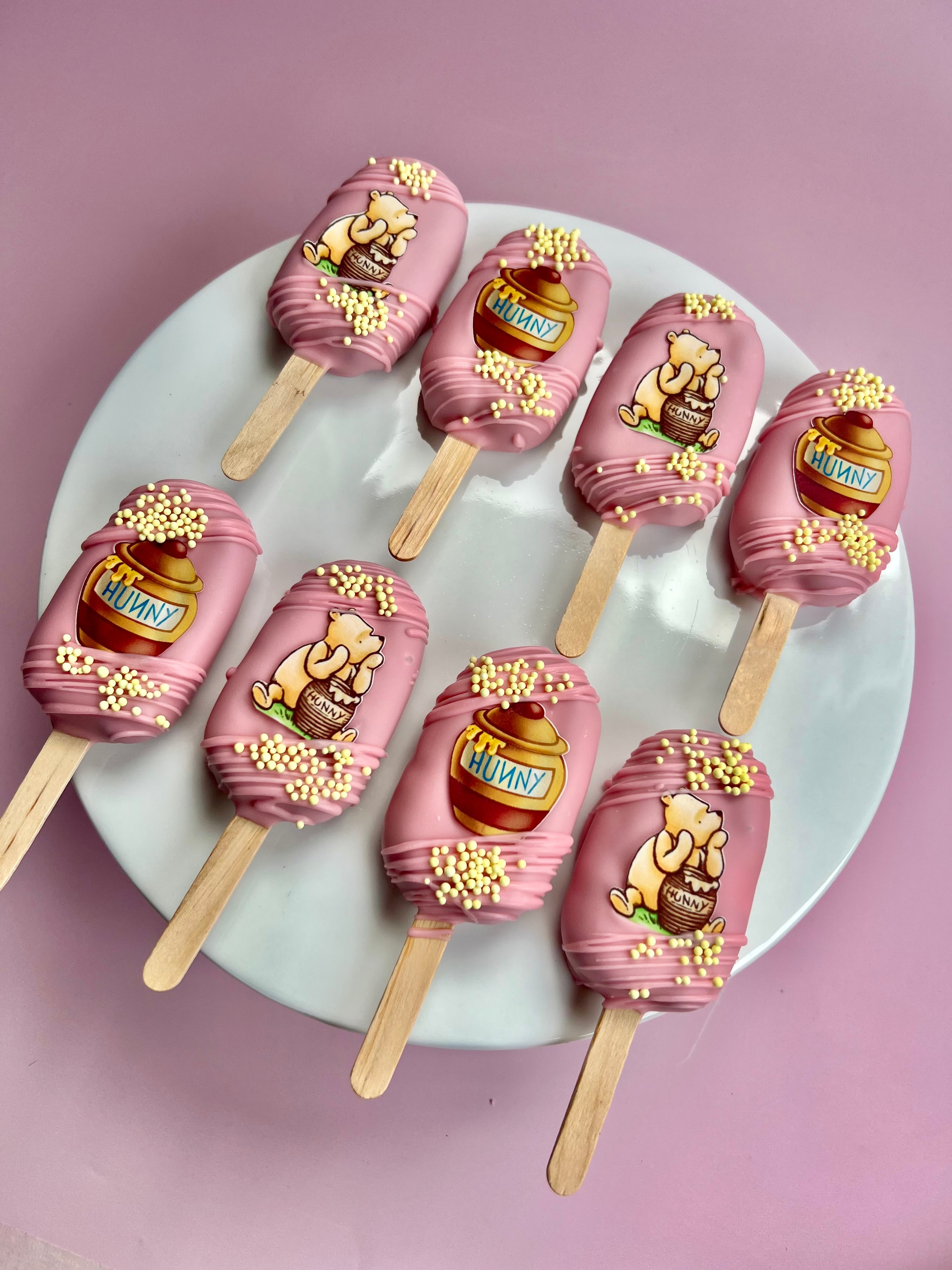 Winnie The Pooh Cakesicles